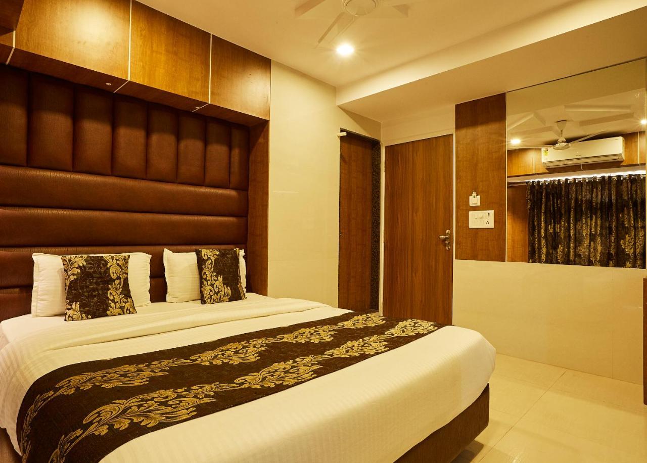 Hotel Alibaba מומביי מראה חיצוני תמונה
