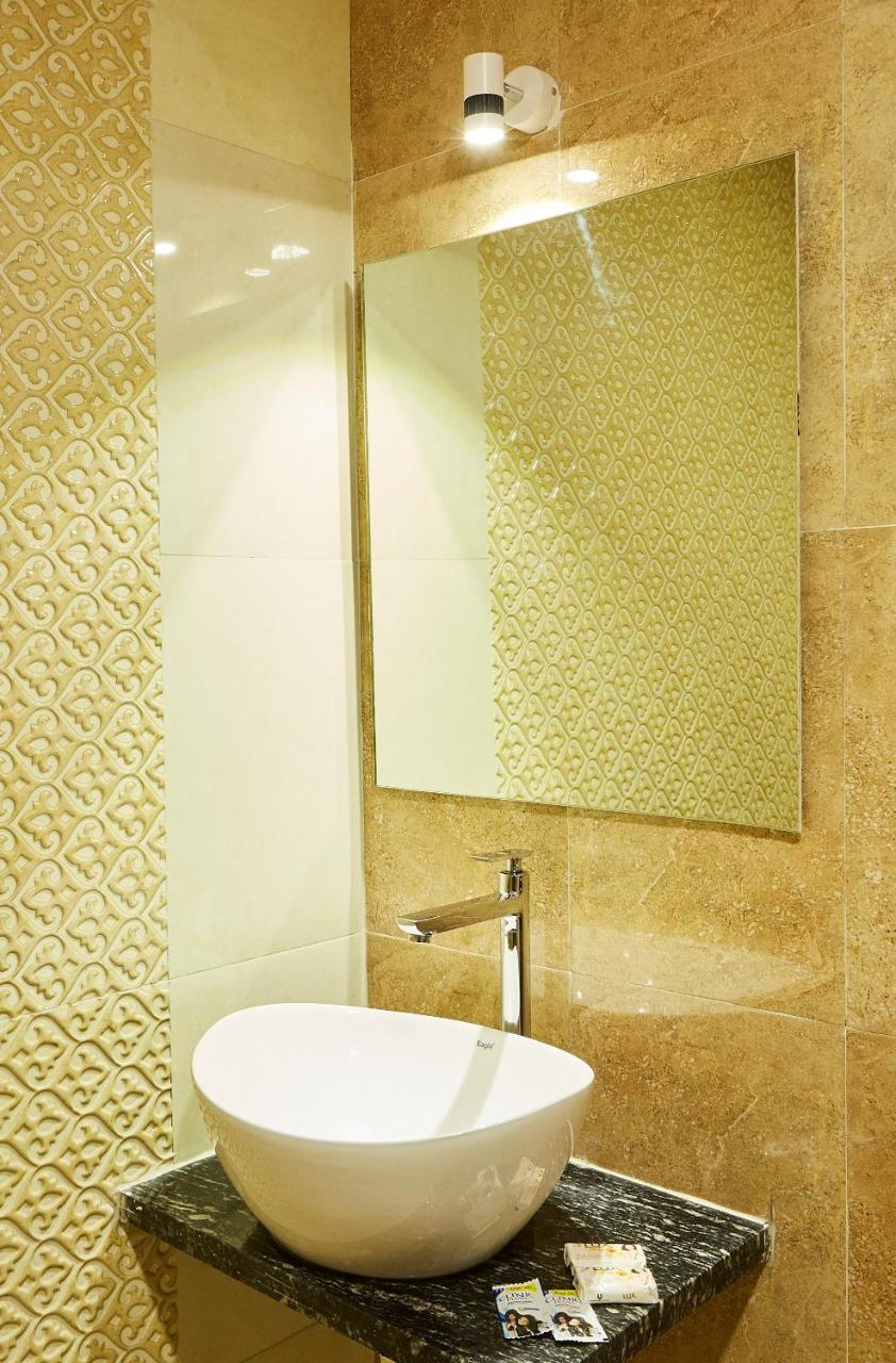 Hotel Alibaba מומביי מראה חיצוני תמונה
