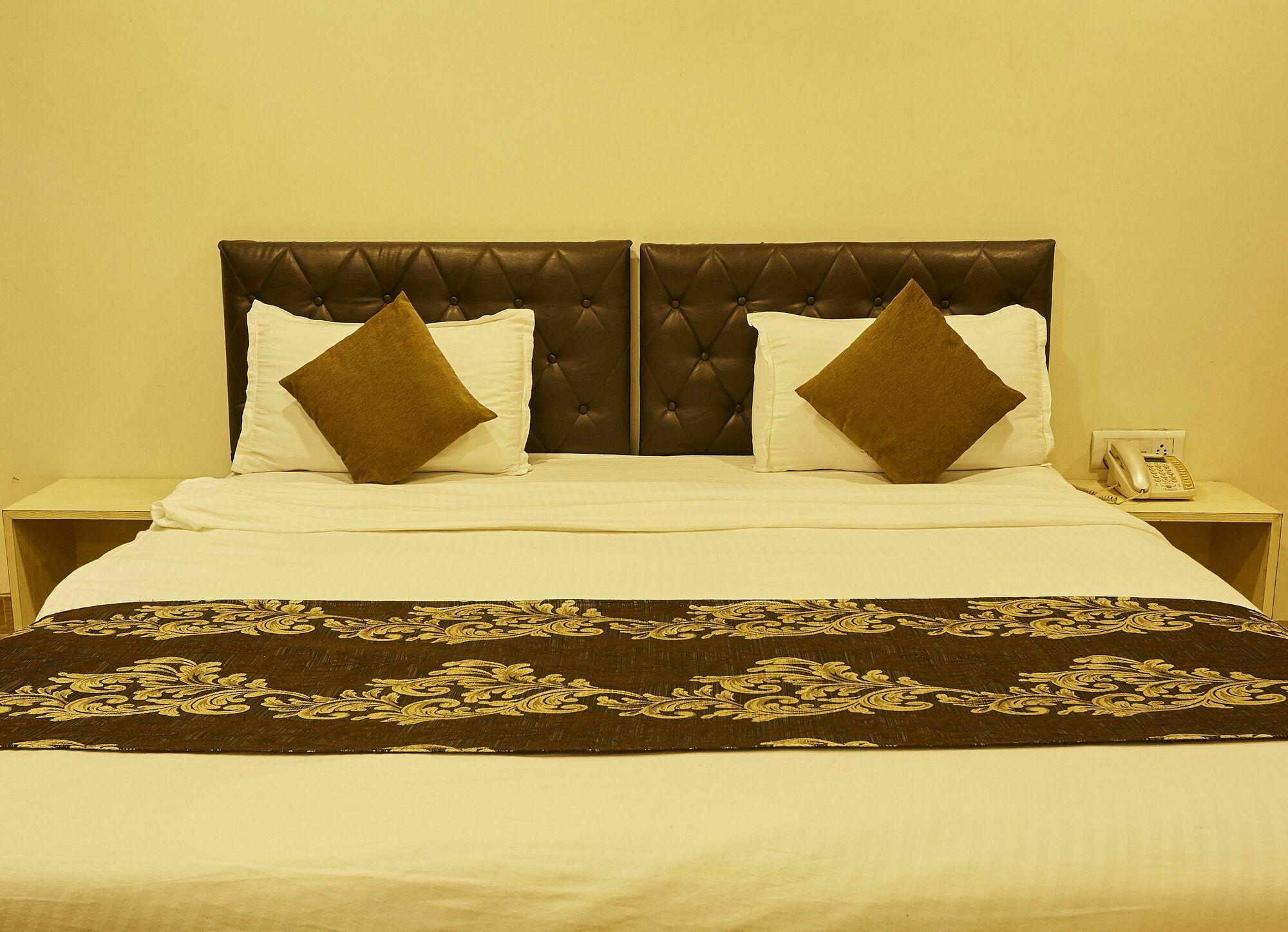 Hotel Alibaba מומביי מראה חיצוני תמונה