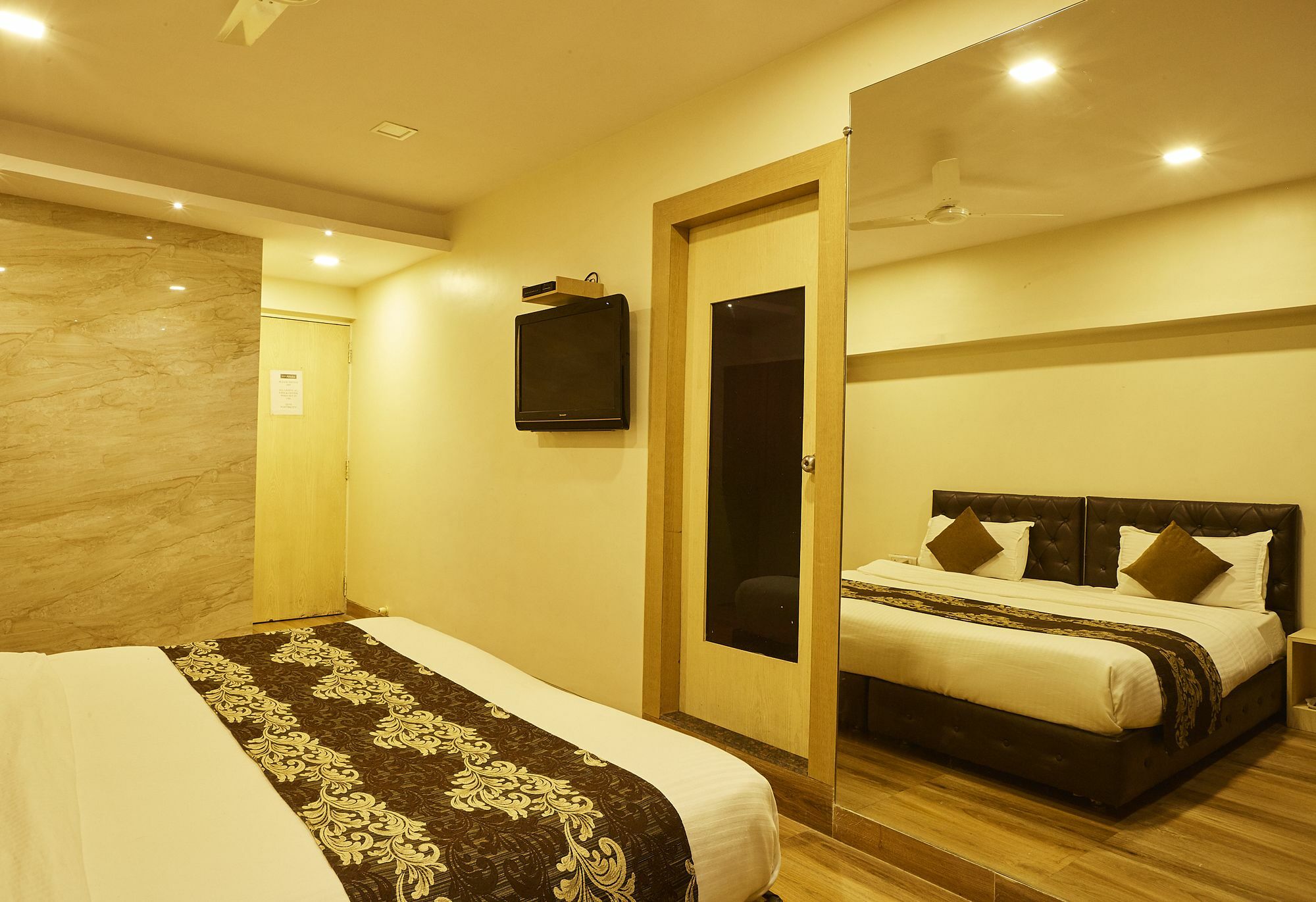 Hotel Alibaba מומביי מראה חיצוני תמונה